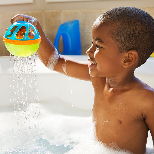 Shake &#39;n Strain Bath Toy